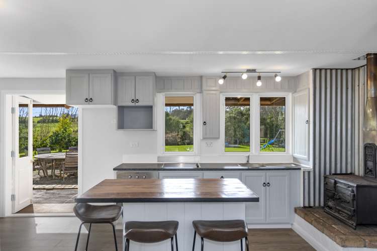 14 Poland Street Waikino_6