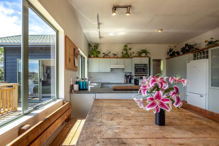 2 Natzka Road Ostend_14