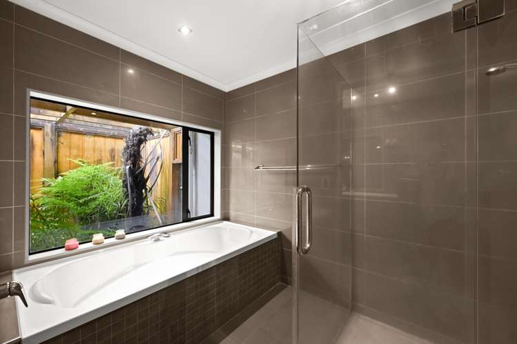 21 Raddington Way Huntington_29