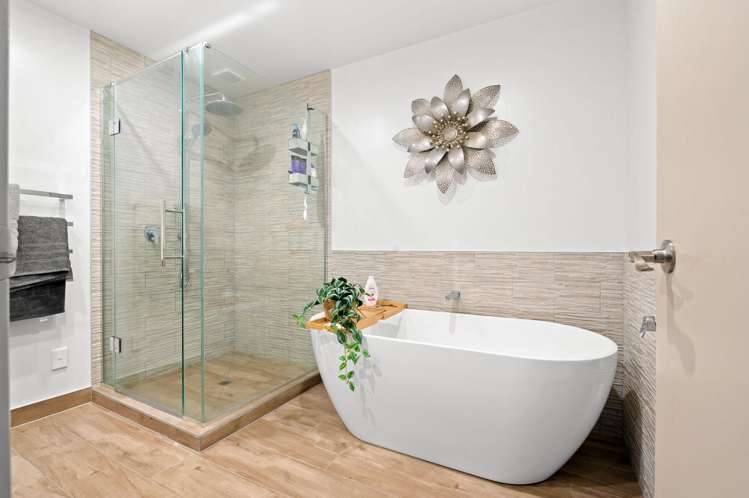 12A Kelvin Place Hamilton East_14