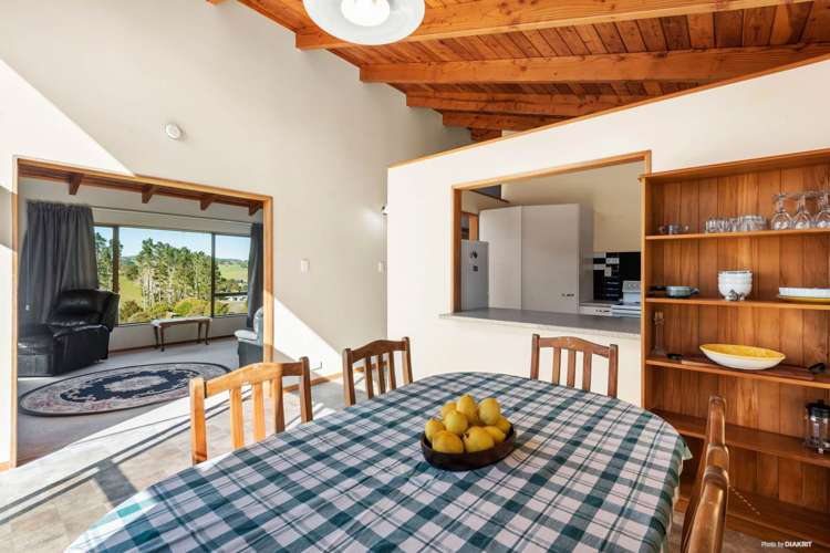 41 Old Coach Way Ramarama_12