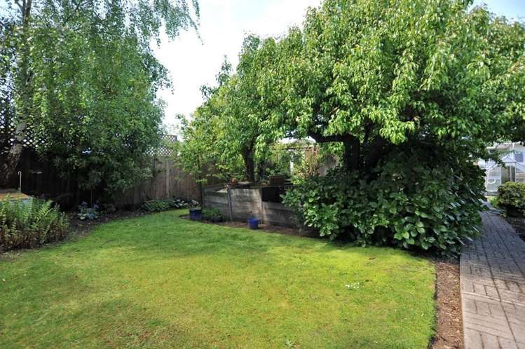 8 Lincoln Road Hillmorton_25