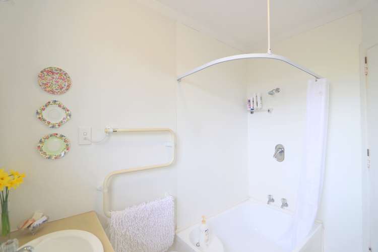 137 Bay Road Grasmere_24