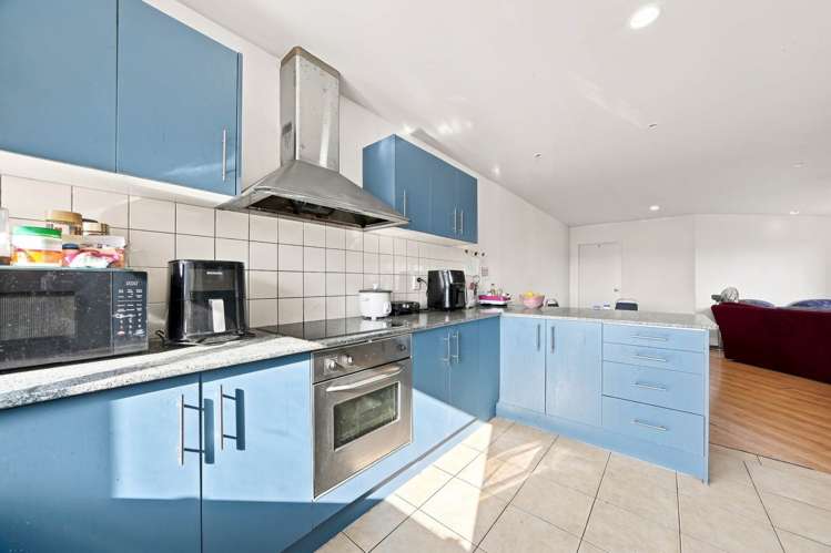 6/12 Crown Lynn Place New Lynn_10