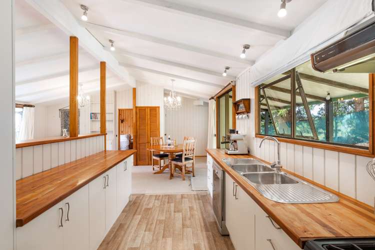 48 Marsh Road Wharehine_18