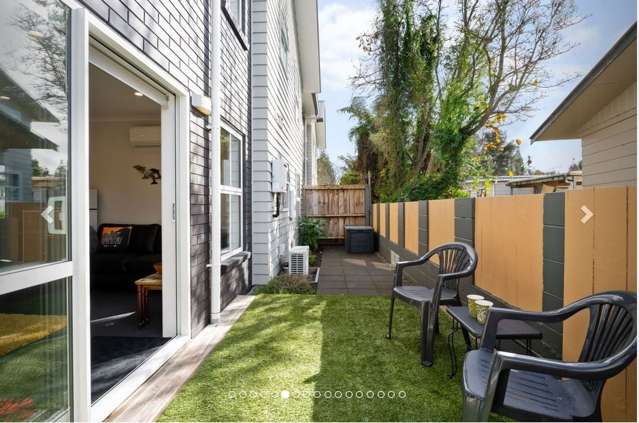 2/79 Carrington Avenue Silverdale_4