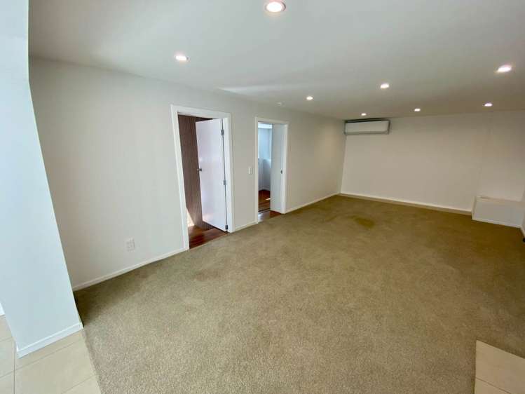 51 Bradbury Road Botany Downs_8