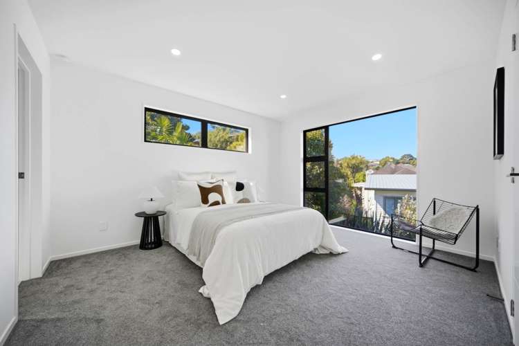 2/1 Montana Avenue Murrays Bay_12