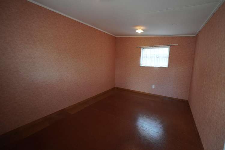 9 Bristol Crescent Roslyn_14