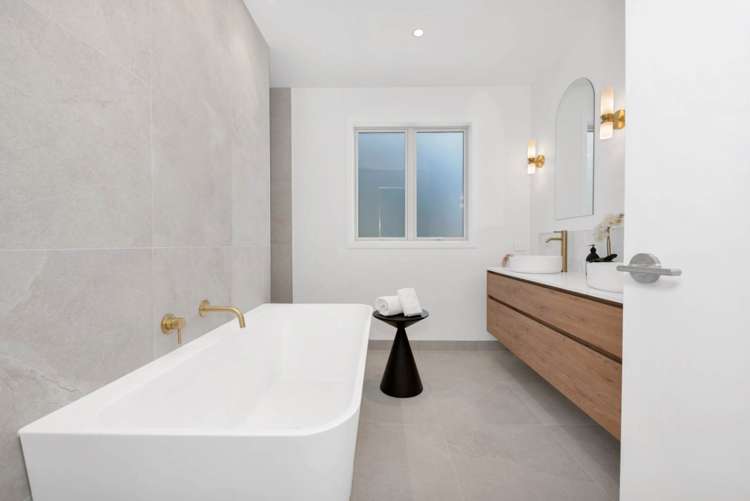 15 Matara Avenue Maraetai_24