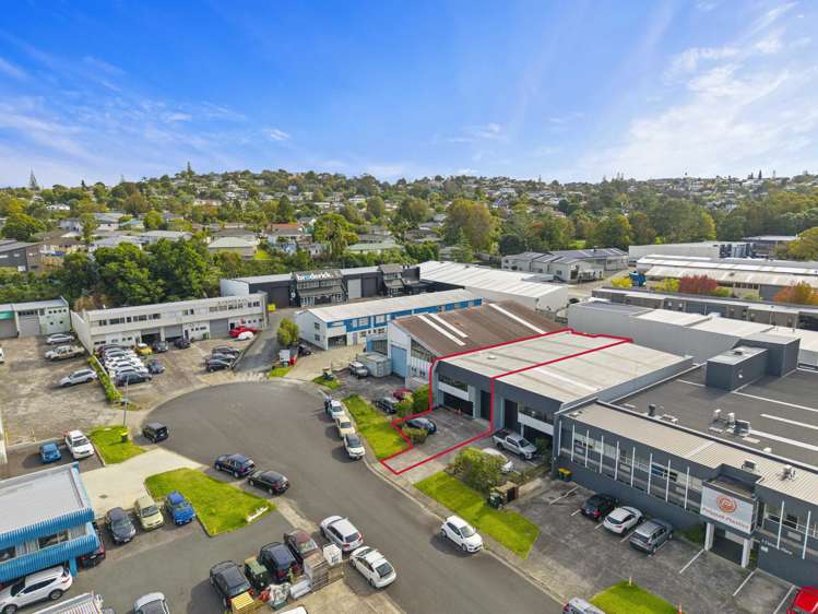 A/3 Colway Place Wairau Valley_10