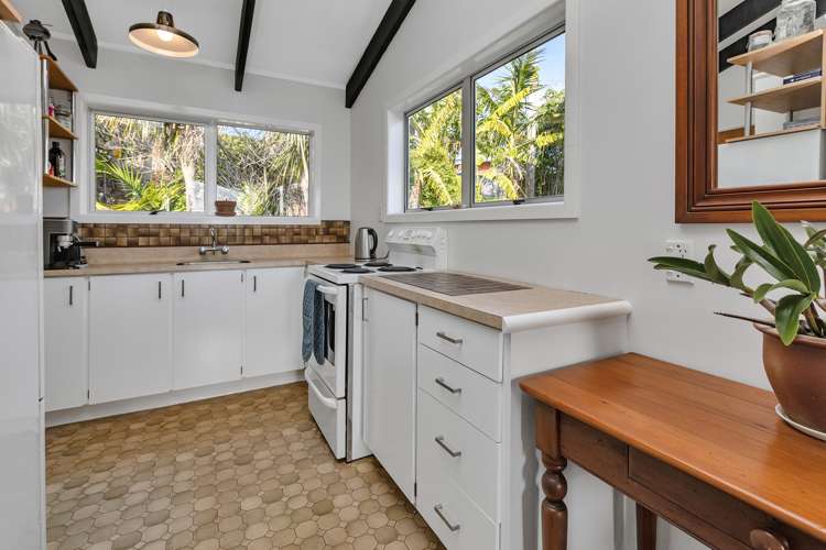 31b Raumati Crescent Onerahi_10