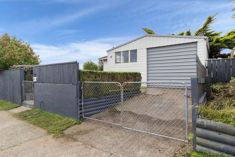 10 Merton Street Trentham_20