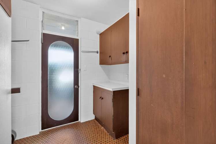 913 River Road Queenwood_39