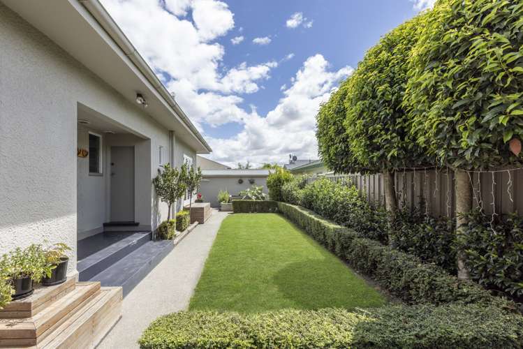 98 Duchess Crescent Mayfair_15