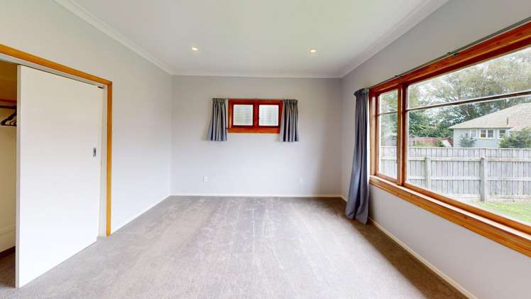 8 Churchill Crescent 1206_10