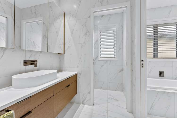 14 Lombardia Way Karaka_27