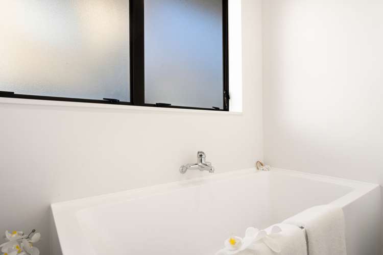 1/143 Edinburgh Street Pukekohe_12