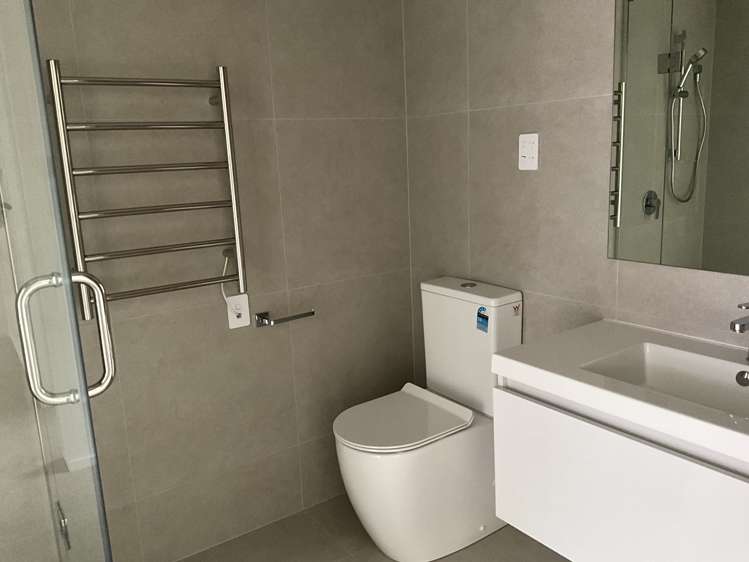 24 Waipuhinui Way Wiri_12