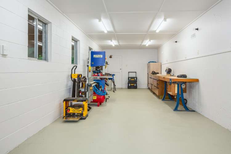 74c Heretaunga Square Silverstream_22