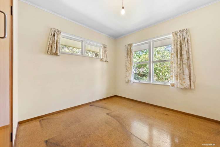 16 Exminster Street Blockhouse Bay_9