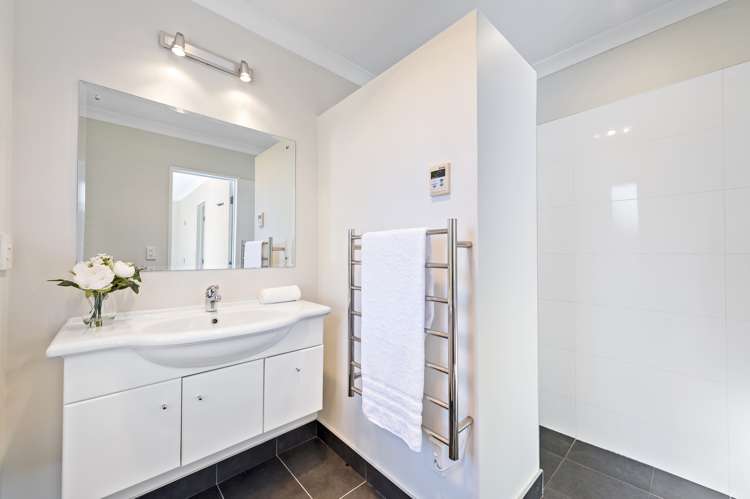 7 Antonia Place Aidanfield_24