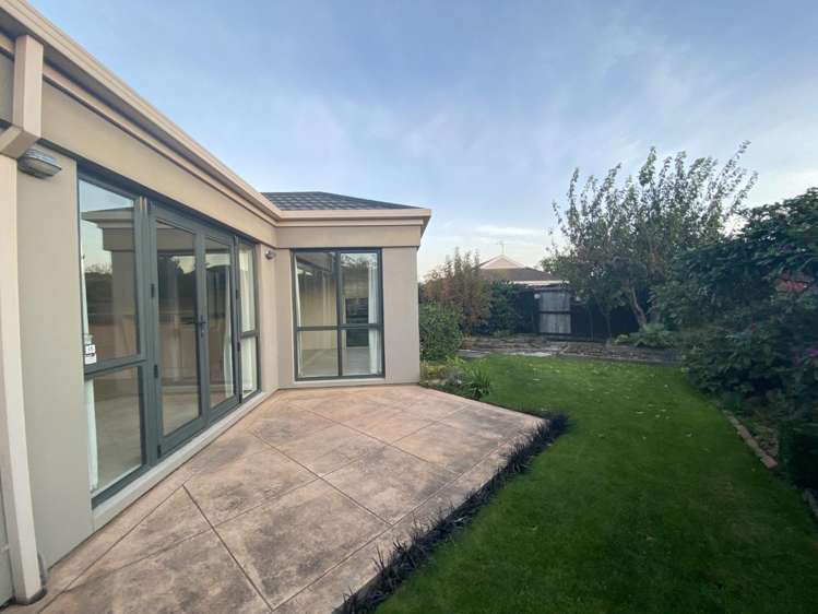 68a Trafford Street Harewood_15