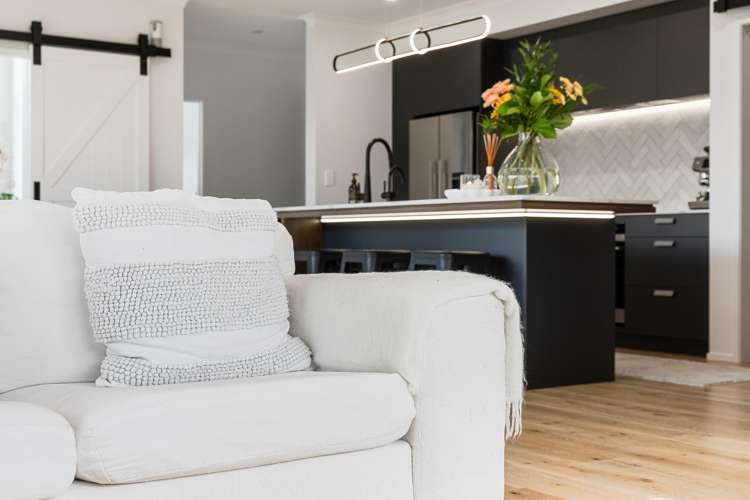 8 Walter Lawry Road Paerata_46