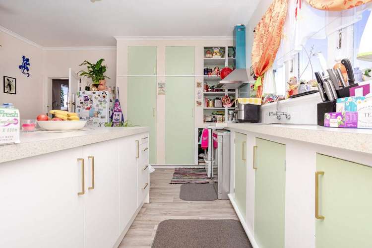 276 High Street Dannevirke_16