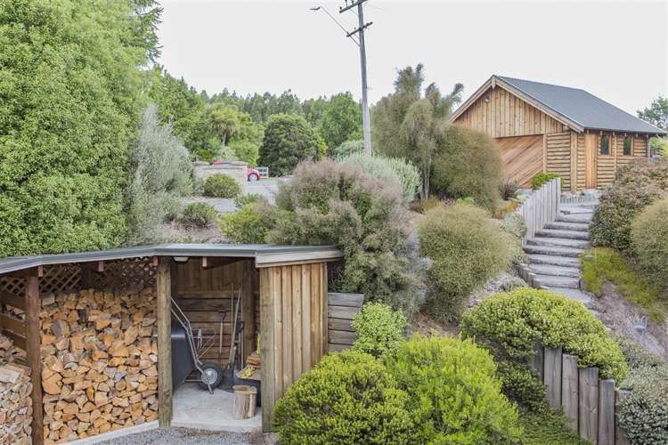 1698 Cust Road Cust_15