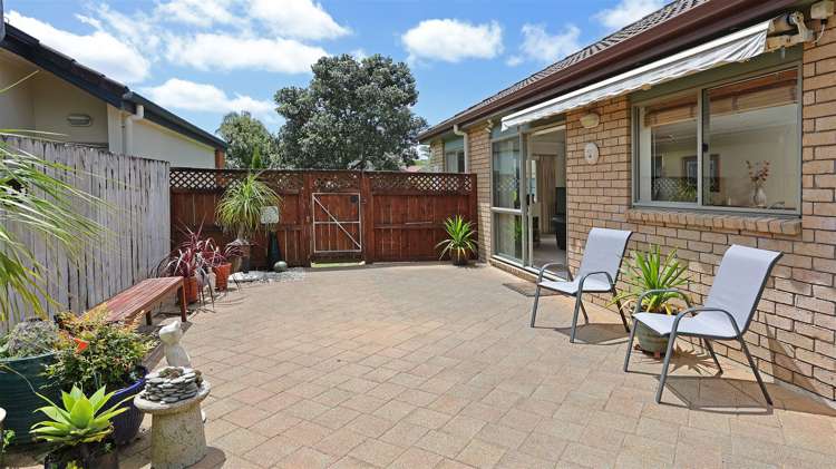42 Espalier Drive Henderson_10