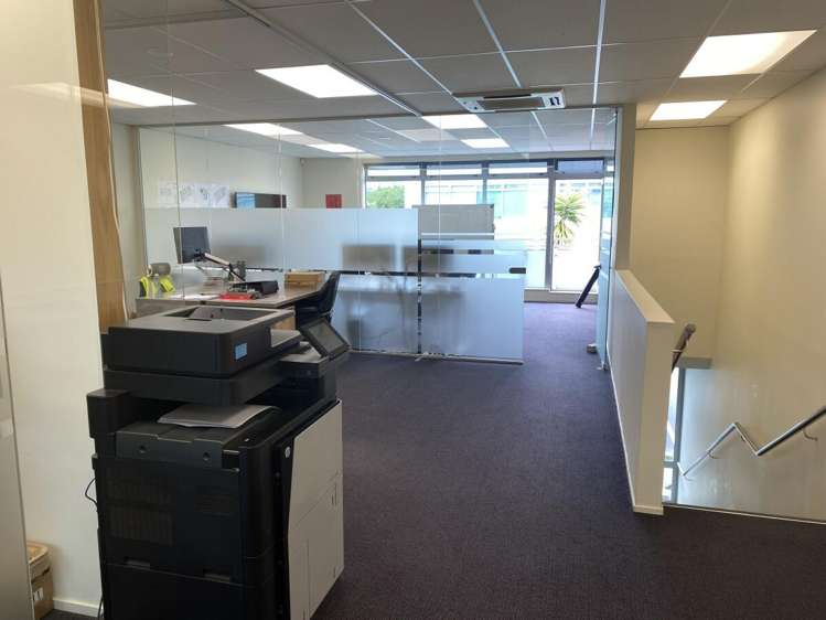 F1, 4  Antares Place Rosedale_7