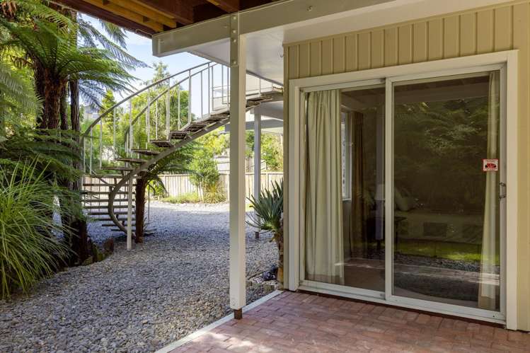 45 Ingle Avenue Waipahihi_17