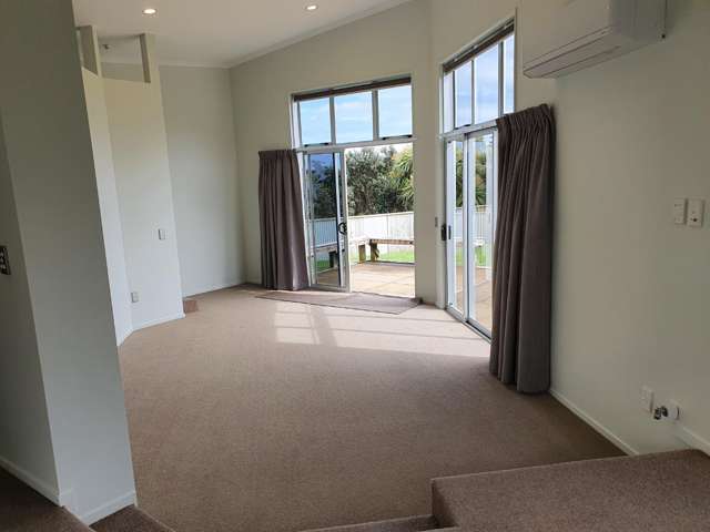 4a Rahui View Oakura_4