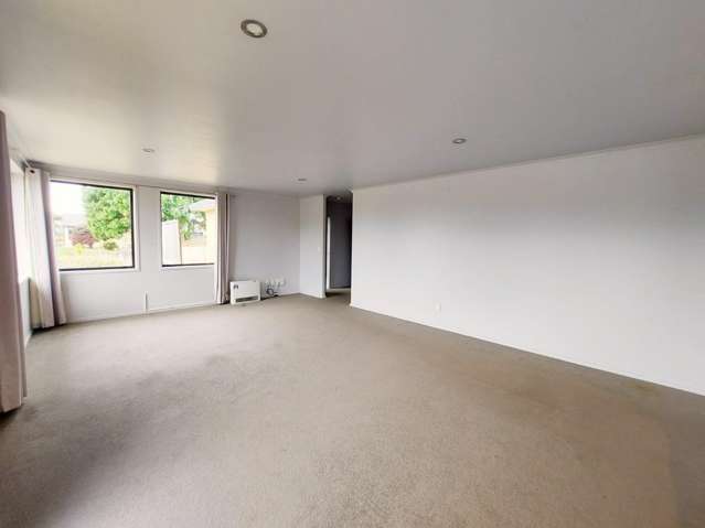 25 Saxon Woods Drive 2612_2