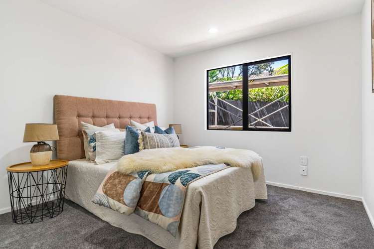 111a Glenmore Road Sunnyhills_20