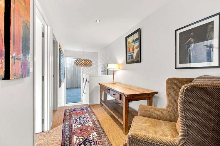 1/66 Powderham Street New Plymouth Central_11