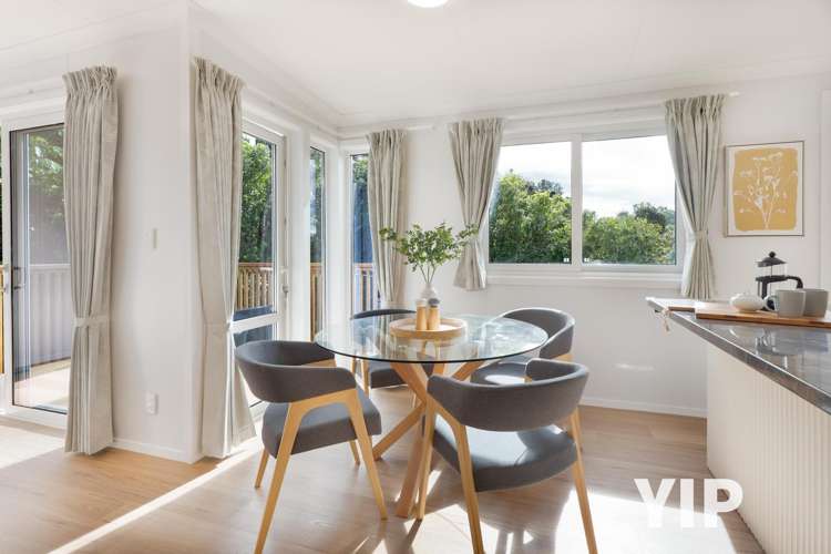 23 Padnell Crescent Paparangi_4