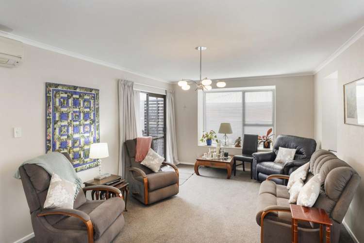1/137 Grahams Road_1