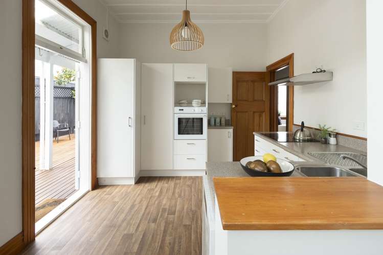 2/42 Ashby Avenue St Heliers_6