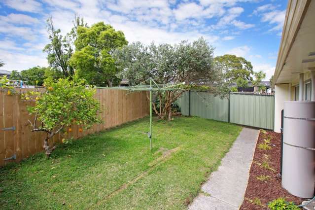 2/17 Ballater Place Highland Park_2