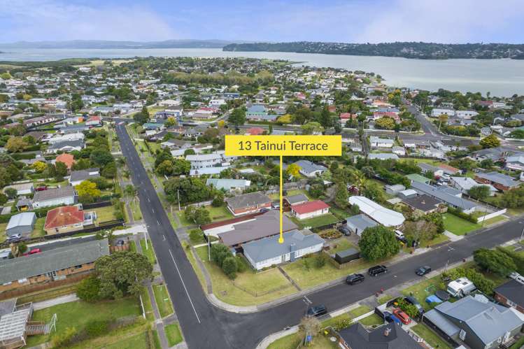 13 Tainui Terrace Mangere Bridge_17