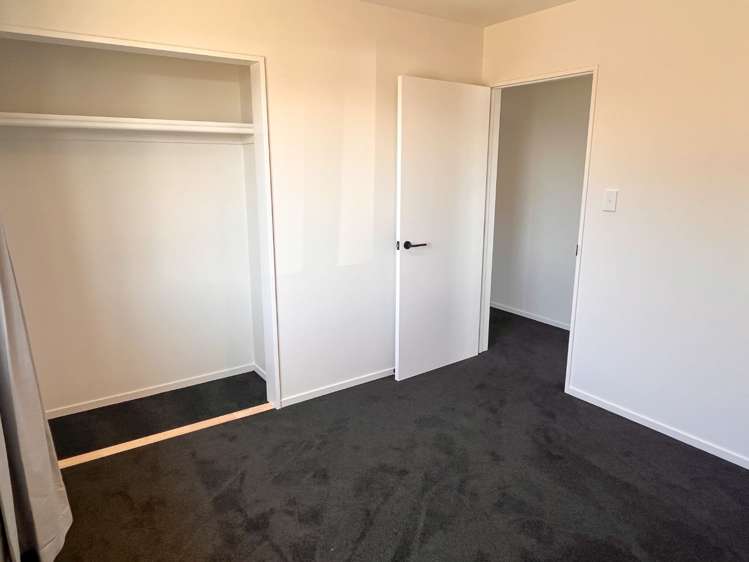 157 Faringdon Boulevard Rolleston_10