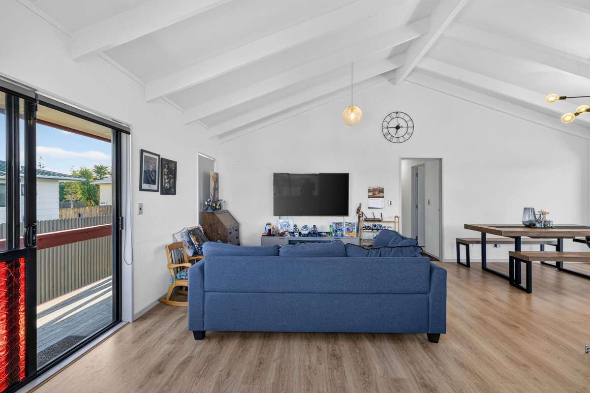 15B Lloyd Drive_2