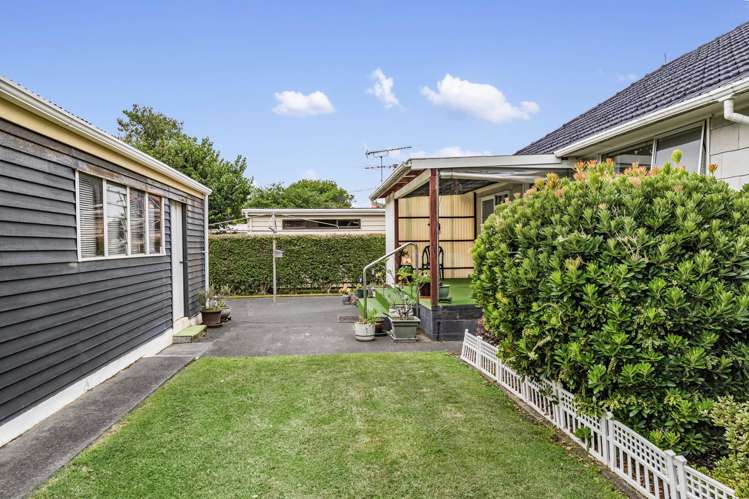 76 Court Crescent Panmure_17