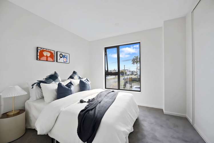 31/21 Von Sturmer Street Mangere East_5