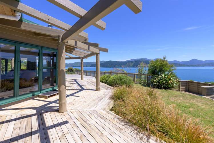 Ahitarakihi Bay Arapawa Island_16