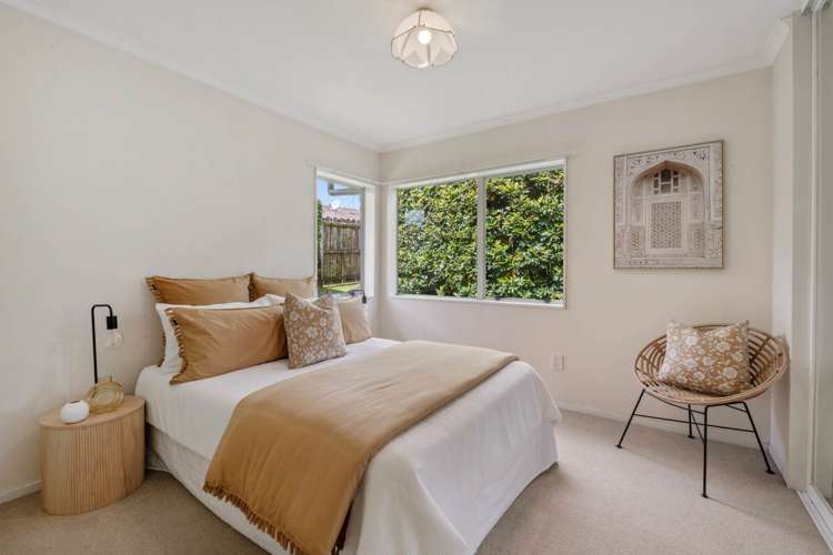 22 Vanderbilt Parade Albany_13