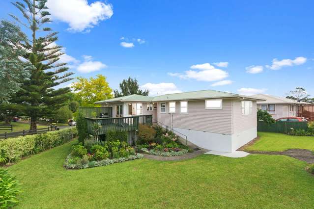 22 Thomas Avenue Te Atatu Peninsula_1