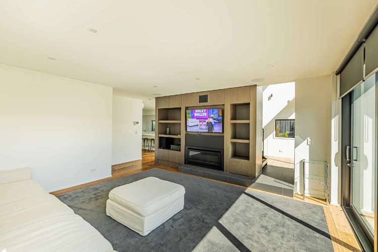 3/7 Peacock Street Christchurch Central_11